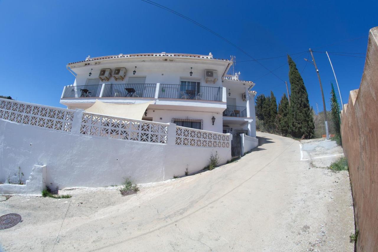 Apartamentos Rurales Santos Benajarafe Dış mekan fotoğraf