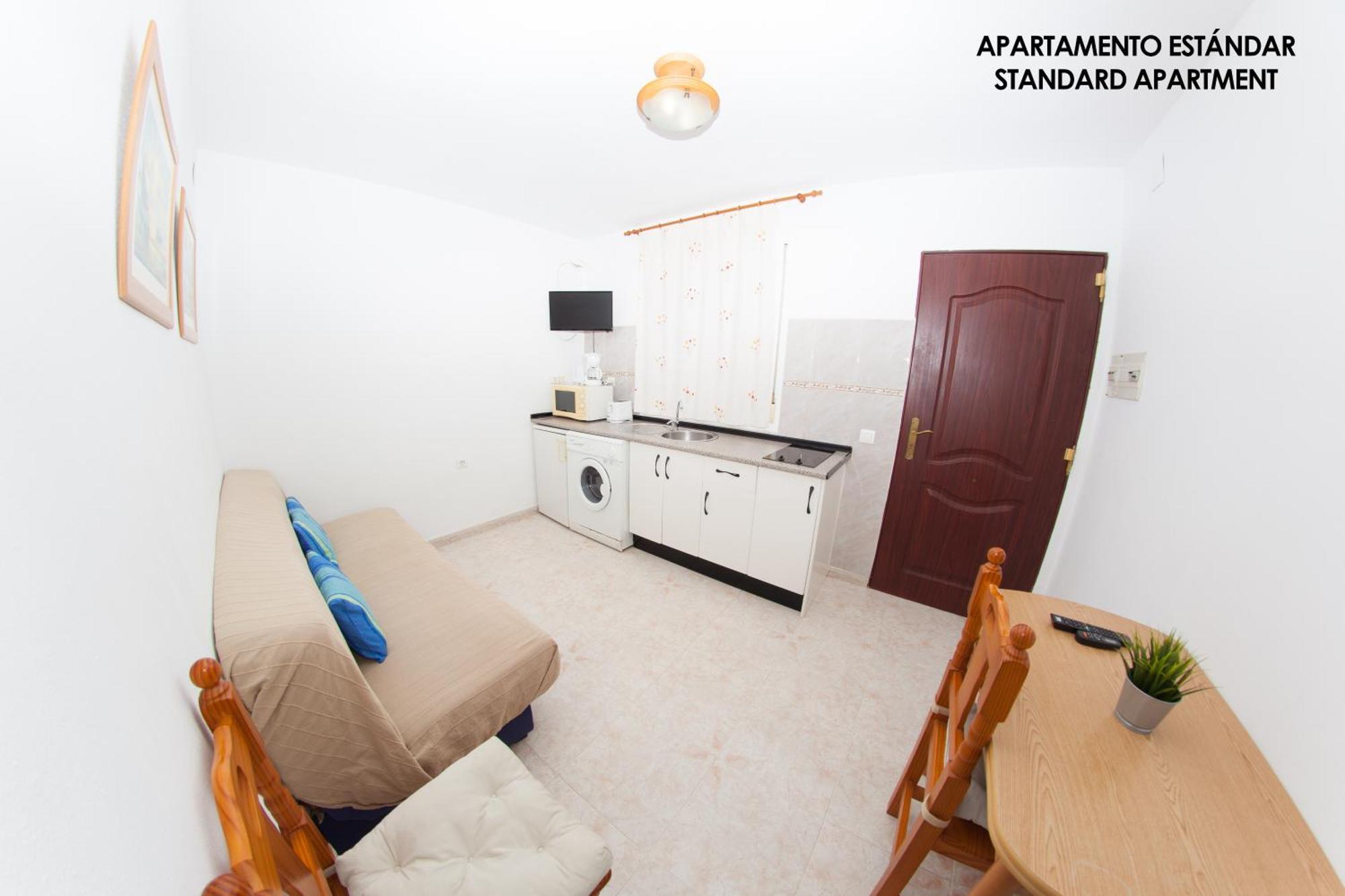 Apartamentos Rurales Santos Benajarafe Oda fotoğraf