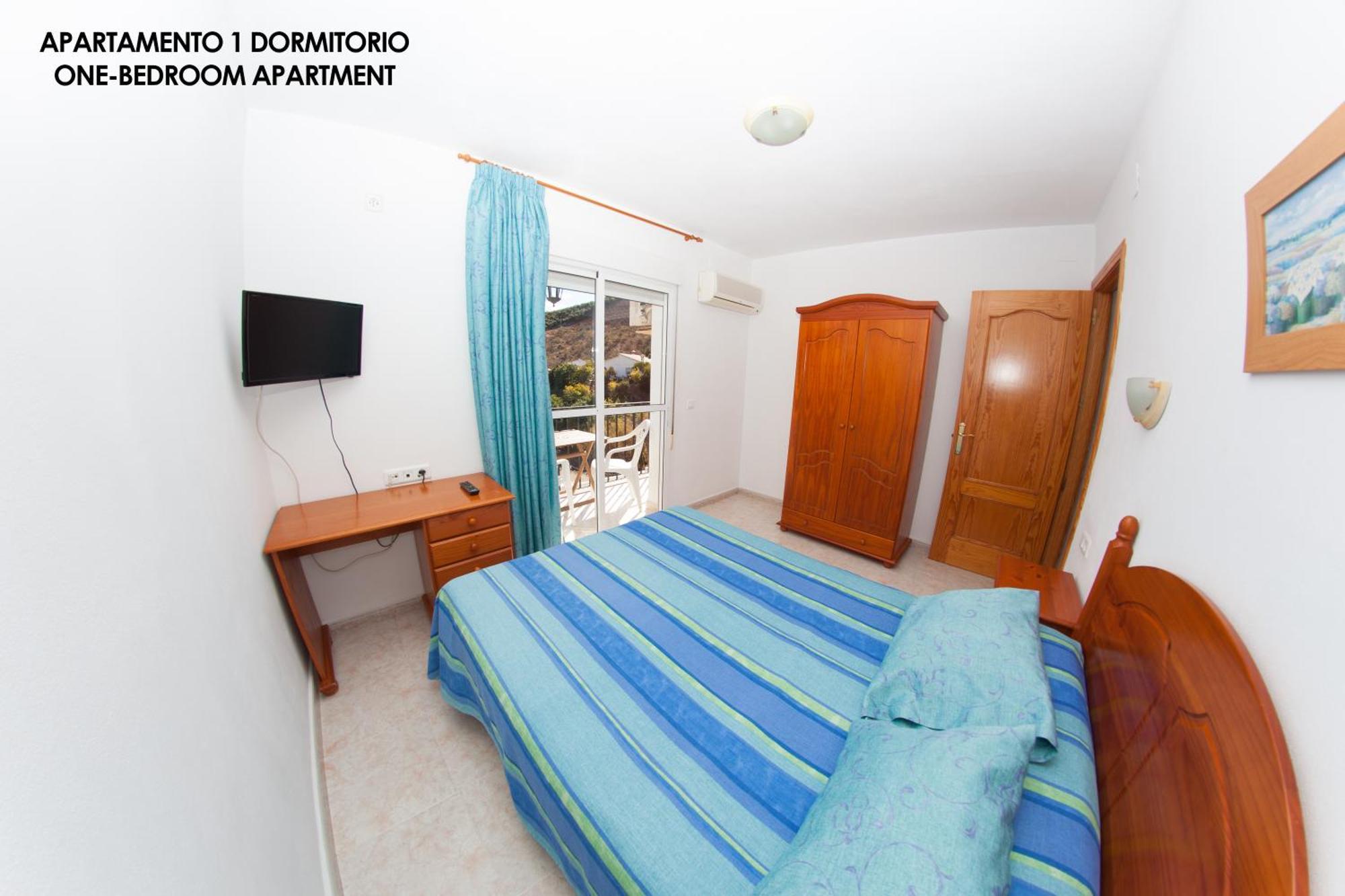Apartamentos Rurales Santos Benajarafe Oda fotoğraf