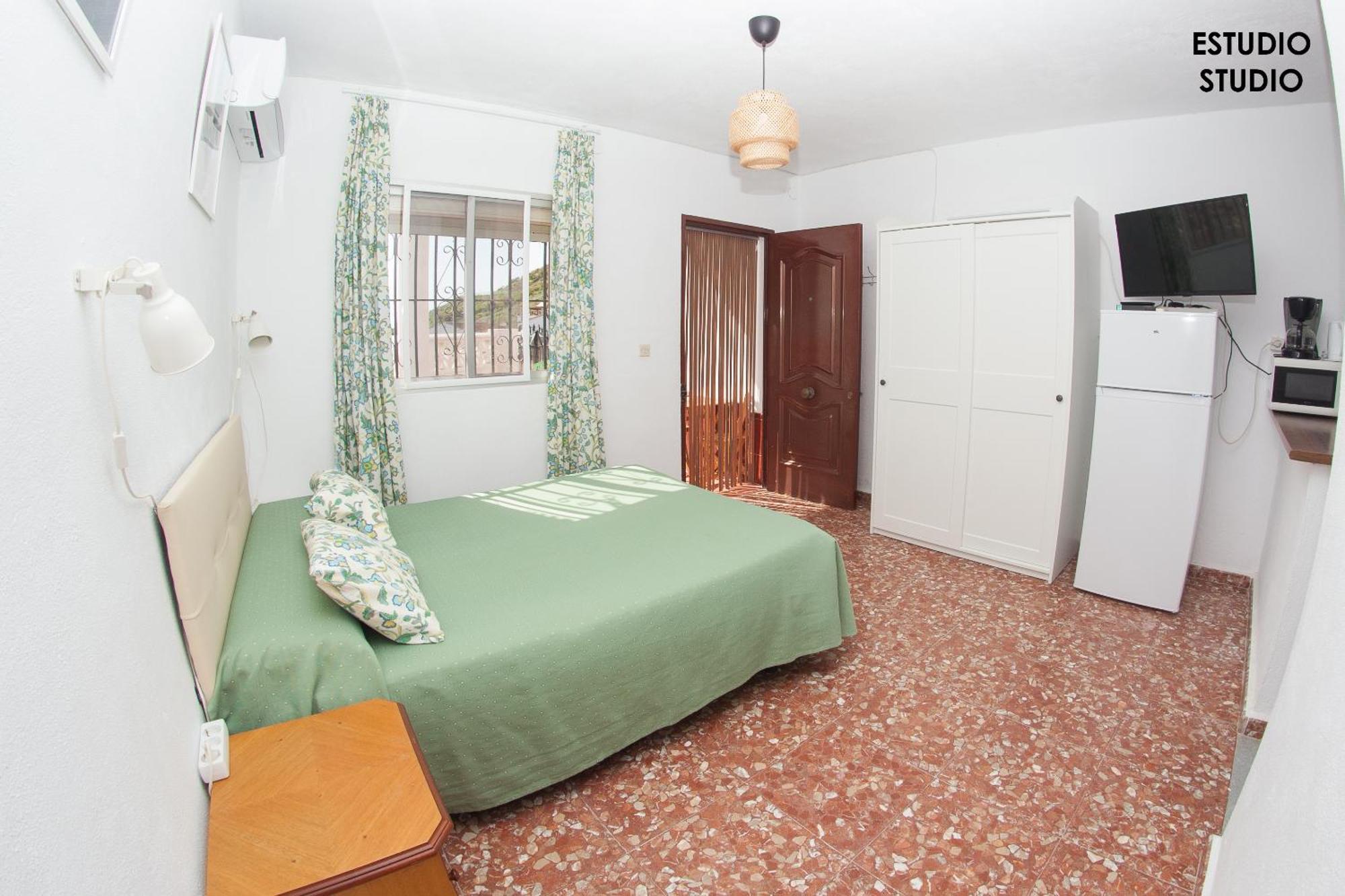 Apartamentos Rurales Santos Benajarafe Oda fotoğraf