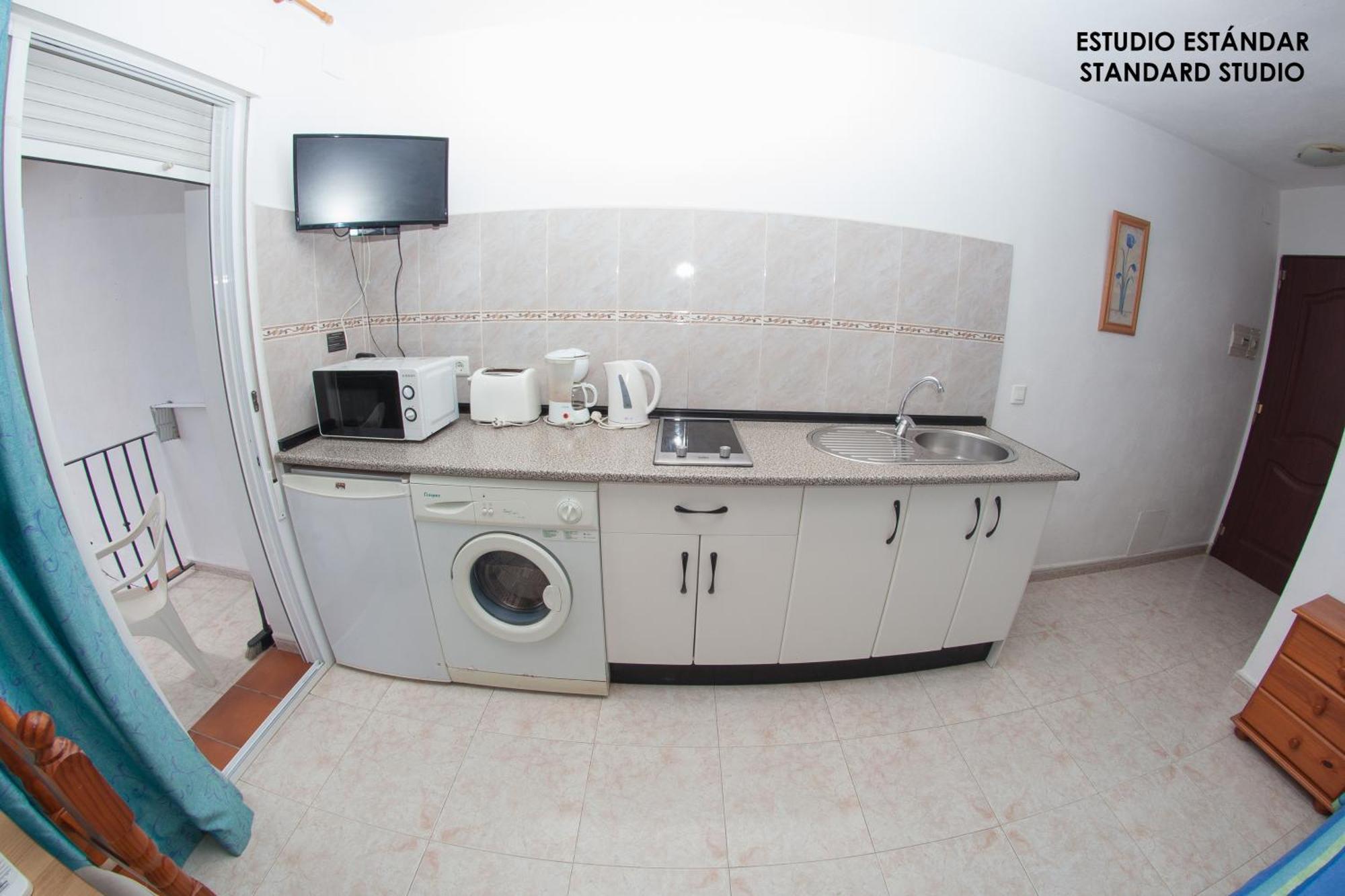 Apartamentos Rurales Santos Benajarafe Dış mekan fotoğraf